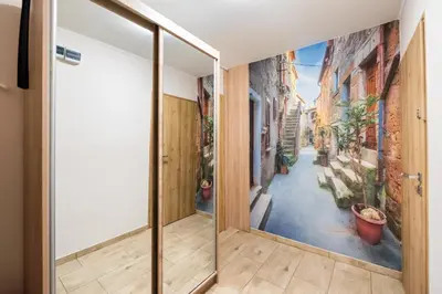 Plan piętra w obiekcie Praga-Południe Blue Studio by BookingHost