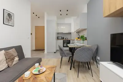 Kuchnia lub aneks kuchenny w obiekcie Cozy Apartments with Parking in the 19th District by Noclegi Renters