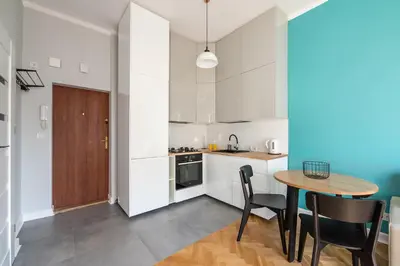Kuchnia lub aneks kuchenny w obiekcie Grzybowska Sundown City Centre Apartment by BookingHost