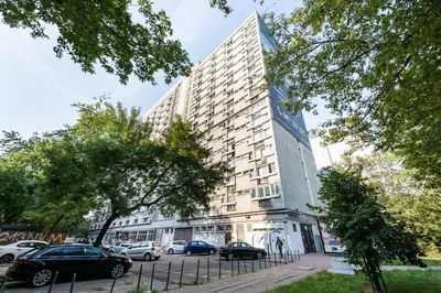 Budynek, w którym mieści się apartament