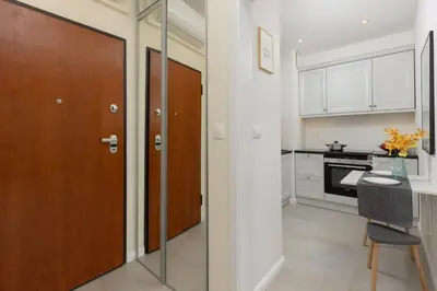 Kuchnia lub aneks kuchenny w obiekcie Niemcewicza Pet-Friendly Apartment by Noclegi Renters