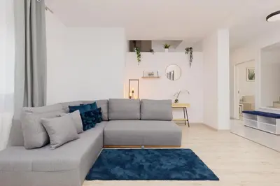 Część wypoczynkowa w obiekcie Metro Bemowo Two-Storey Apartment Pełczyńskiego by Noclegi Renters