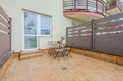 Balkon lub taras w obiekcie Lumina apart with 2 terraces and parking