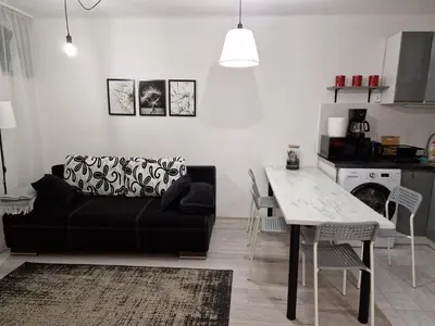 Kuchnia lub aneks kuchenny w obiekcie Marszalkowska 111 Apartment Centrum Warszawa