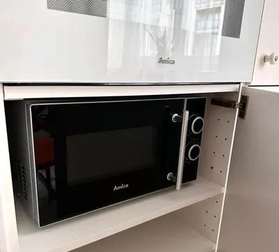Kuchnia lub aneks kuchenny w obiekcie Nowolipki - Apartament w Centrum - 55m2, szybkie WI-FI & TV