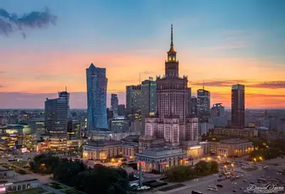 Widok na miasto Warszawa z tego apartamentu