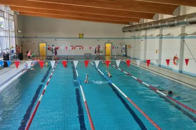 Basen w obiekcie 24h check in, AirCon- Free public POOL-FITNESS-SAUNA lub w pobliżu