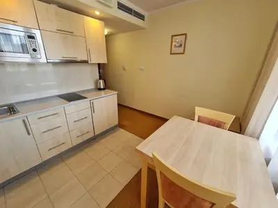 Kuchnia lub aneks kuchenny w obiekcie 10Q - Z6 Apartament 705