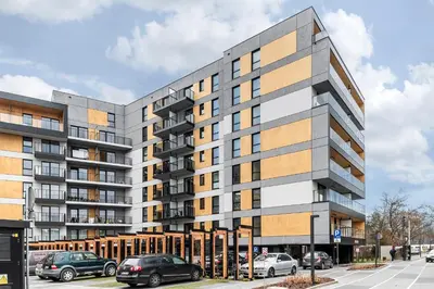 Budynek, w którym mieści się apartament