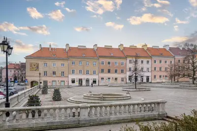 Budynek, w którym mieści się apartament