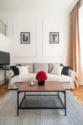 Część wypoczynkowa w obiekcie Central Modern Loft with Balcony next to Mariott -600Mbps WiFi