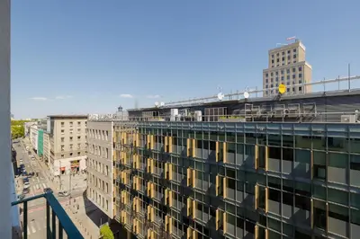 Budynek, w którym mieści się apartament