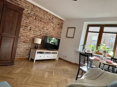 Telewizja i/lub zestaw kina domowego w obiekcie Stary Mokotów, z ogródkiem