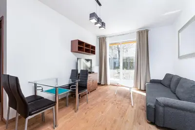 Telewizja i/lub zestaw kina domowego w obiekcie Apartamenty Piękna 28A by Your Freedom