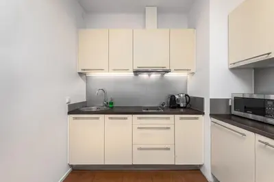 Kuchnia lub aneks kuchenny w obiekcie Apartamenty Piękna 28A by Your Freedom