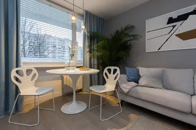 Część wypoczynkowa w obiekcie Apartament Bielany 3 min from metro with 5-meals per day diet catering, air conditioning and free parking