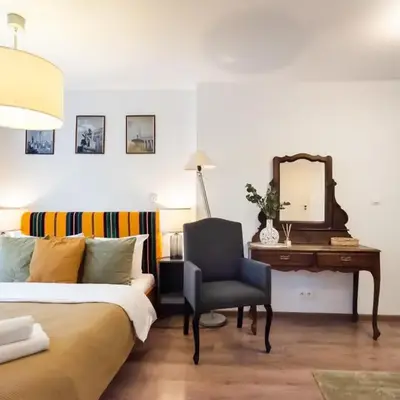 Nowy Świat Modern Vintage Apartment by BookingHost