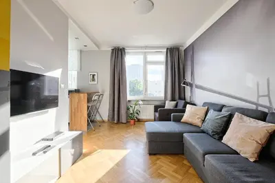 Telewizja i/lub zestaw kina domowego w obiekcie Modern And Cozy- Central location-B11/13