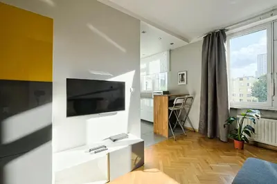 Telewizja i/lub zestaw kina domowego w obiekcie Modern And Cozy- Central location-B11/13