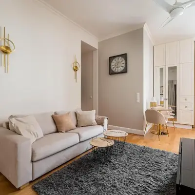 Luxury Apartment 76 by BookingHost