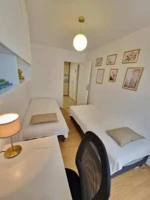 Łóżko lub łóżka w pokoju w obiekcie BOSA Warsaw Centrum Apartment Grzybowska39