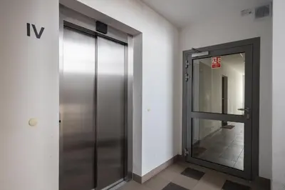 Plan piętra w obiekcie Arte Praga Koneser Apartment by BookingHost