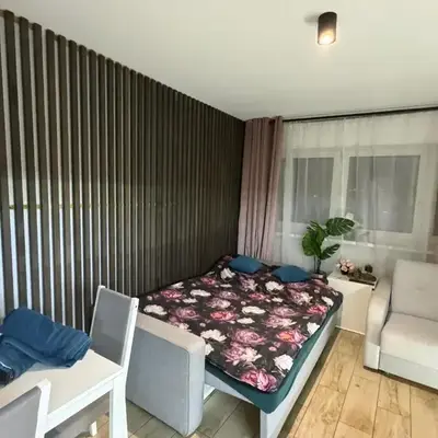 Klimatyczna kawalerka typu studio na Mokotowie blisko centrum