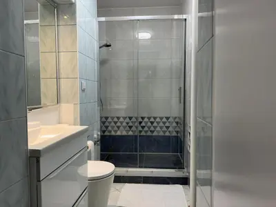 Łazienka w obiekcie Apartament Bazyliańska - 100m do Metra 