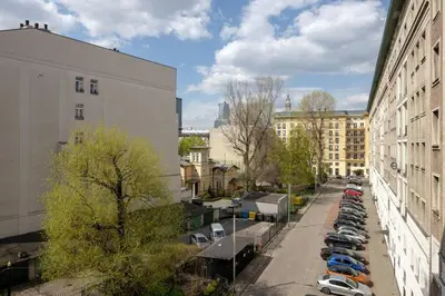 Budynek, w którym mieści się apartament