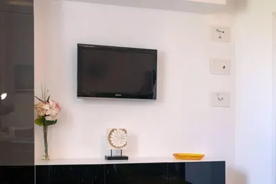 Telewizja i/lub zestaw kina domowego w obiekcie Fantastica Warszawa#Cozy Flat#CityCenter#Smart aTV#Fast WiFi