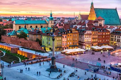 Widok na miasto Warszawa z tego apartamentu