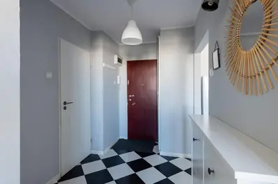 Plan piętra w obiekcie Maklakiewicza 17 - 700m od szpitala MSWiA - 4km do Lotniska Chopina - mały balkon - Piękny widok na centrum Warszawy