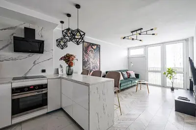 Kuchnia lub aneks kuchenny w obiekcie Luxury and Modern-City Center&G925
