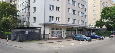 Budynek, w którym mieści się apartament