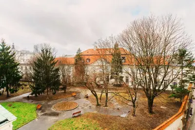 Ogród w obiekcie Designer flat in the heart of Old Town