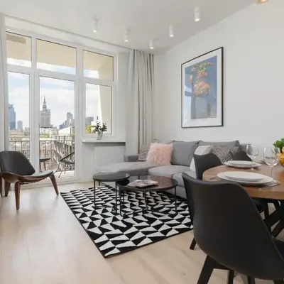 City Panorama Spacious Apartment by Renters Prestige