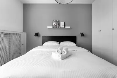 Łóżko lub łóżka w pokoju w obiekcie Ostrobramska 126 Praga Apartment by BookingHost