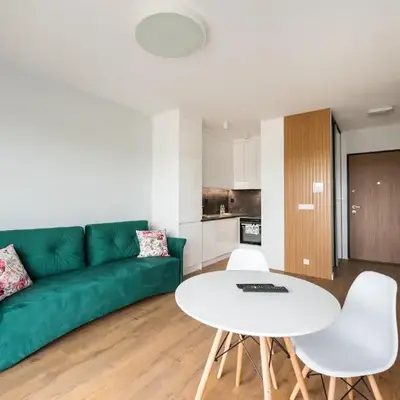 Żupnicza Green Praga Apartment by BookingHost